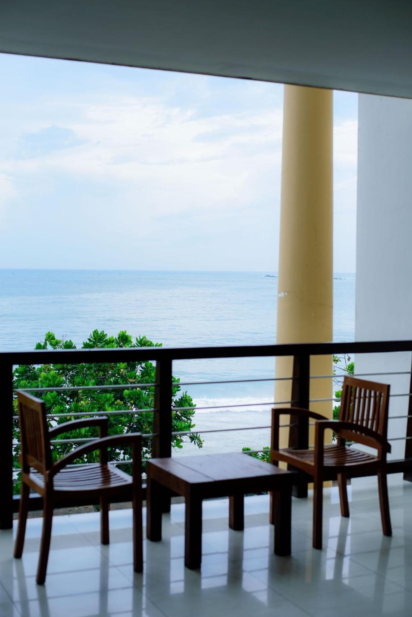 Hotel Sea Line Galle Bagian luar foto