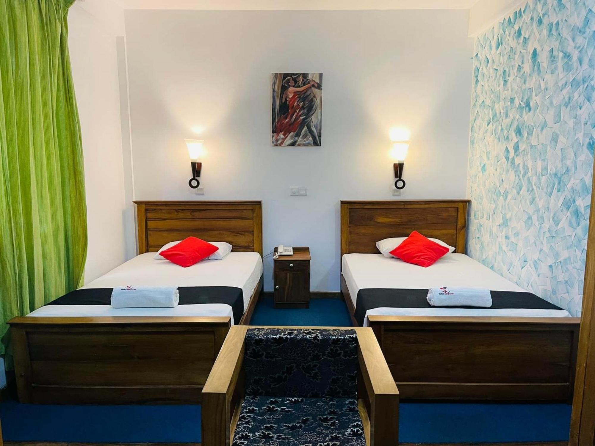 Hotel Sea Line Galle Bagian luar foto