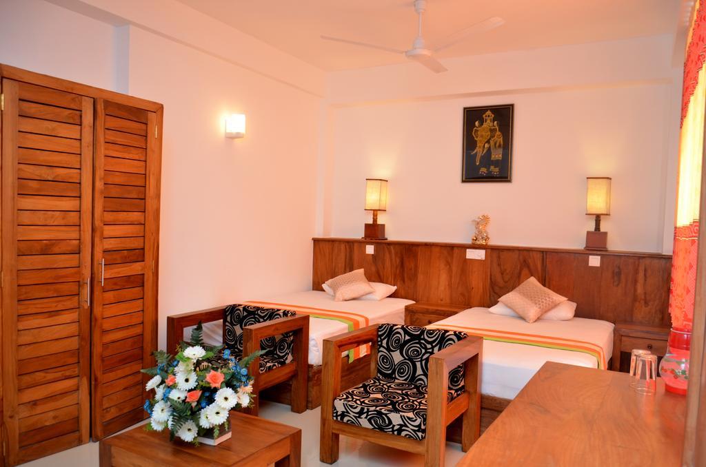 Hotel Sea Line Galle Bagian luar foto