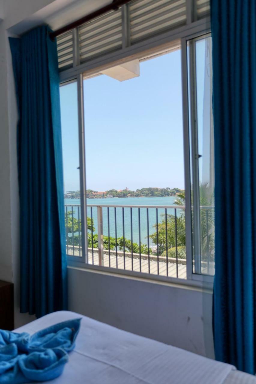 Hotel Sea Line Galle Bagian luar foto