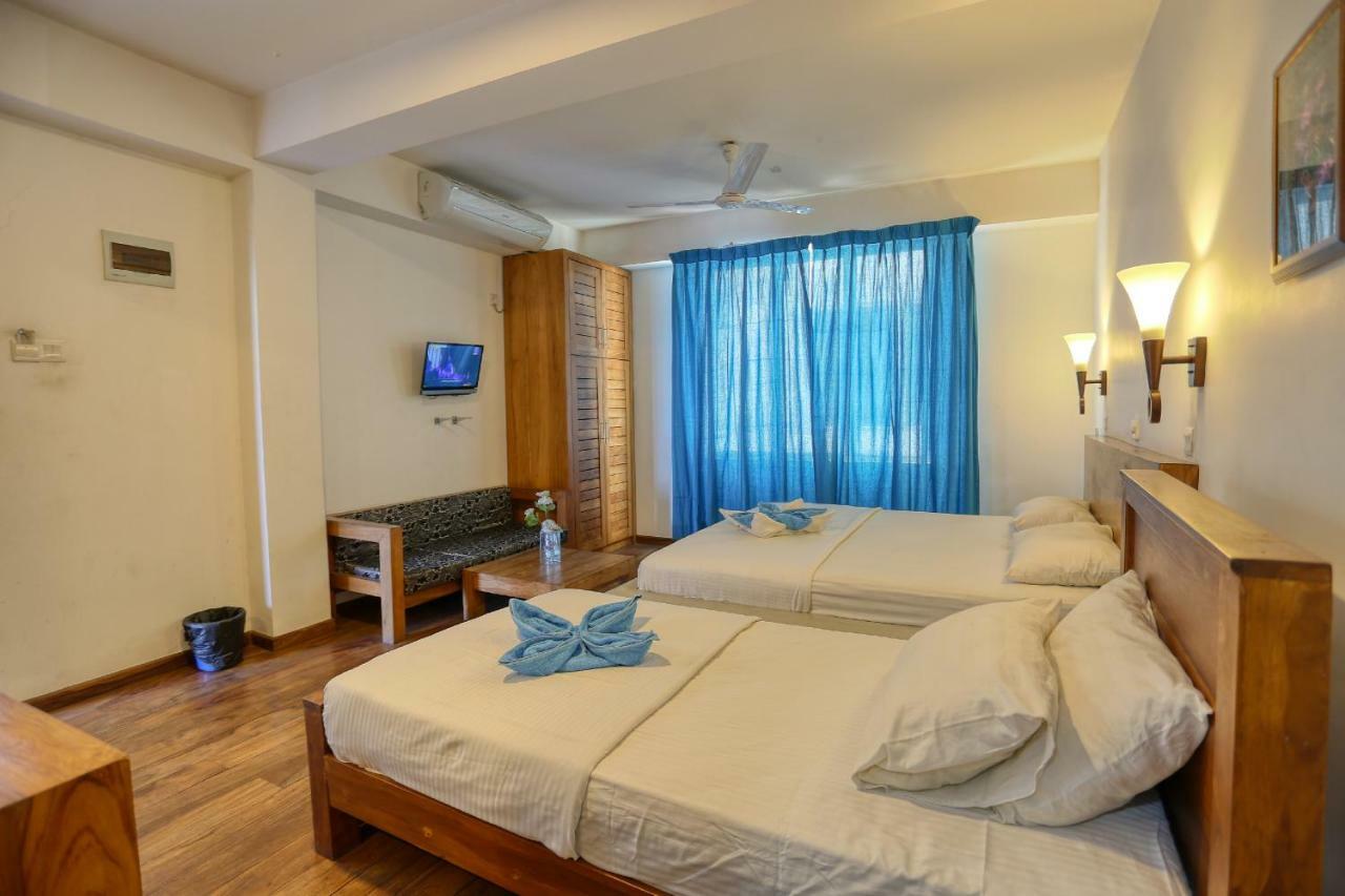 Hotel Sea Line Galle Bagian luar foto